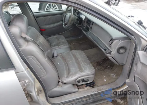 2000 Buick Park Avenue Ultra из США, поврежденный, VIN 1G4CU5218Y4125025